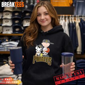 Peanuts characters x Pittsburgh Pirates Giants MLB 2026 cartoon Shirt 3 Peanuts characters x Pittsburgh Pirates Giants MLB 2026 cartoon Hoodie.jpg