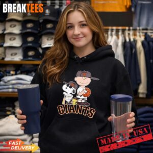 Peanuts characters x San Francisco Giants MLB 2026 cartoon Hoodie.jpg