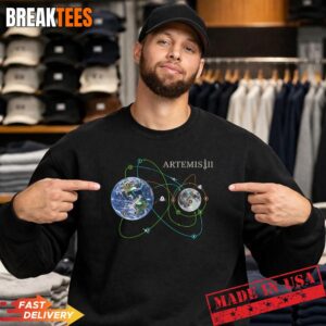 Artemis 2 Mission Patch Style Space Exploration Rocket T-Shirt 3