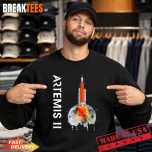 Artemis 2 SLS Rocket Launch Mission To The Moon And Beyond T-Shirt 3
