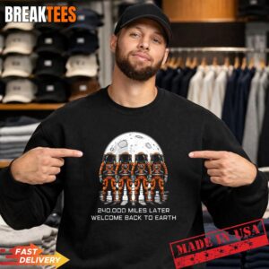Artemis II Crew Comes Home Welcome Back to Earth 2026 Sweatshirt.jpg