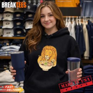 King Lion Enjoying Ramen Dinner Meme T-Shirt 1
