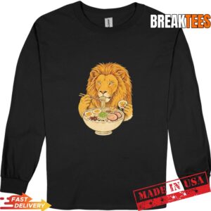 King Lion Enjoying Ramen Dinner Meme T-Shirt 2