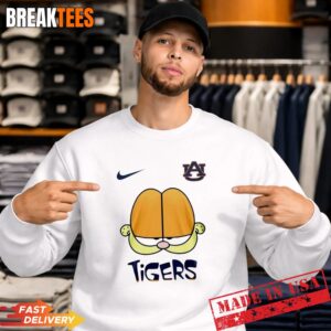 NCAA Auburn Tigers No King on Game Day Sweatshirt.jpg