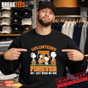 Peanuts Snoopy and friends x Tennessee Volunteers basketball Forever Shirt 3