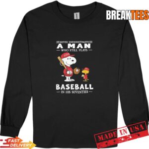 St Louis Cardinals x Snoopy Never Underestimate A Man Who Still Plays Baseball Shirt 2
