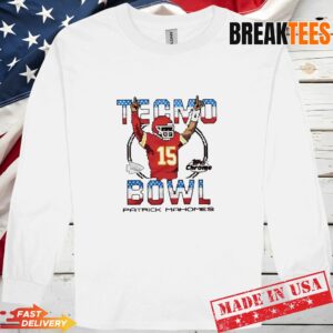 Topps Chrome x Tecmo Bowl Kansas City Chiefs Patrick Mahomes T-Shirt 2