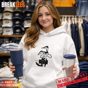 Wile E Coyote Looney Tunes mugshot T-Shirt 1