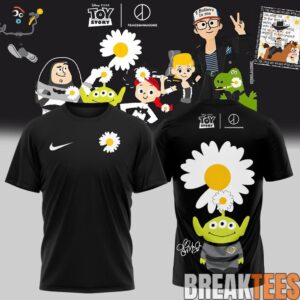 G-Dragon’s PEACEMINUSONE x Toy Story T-Shirt 4