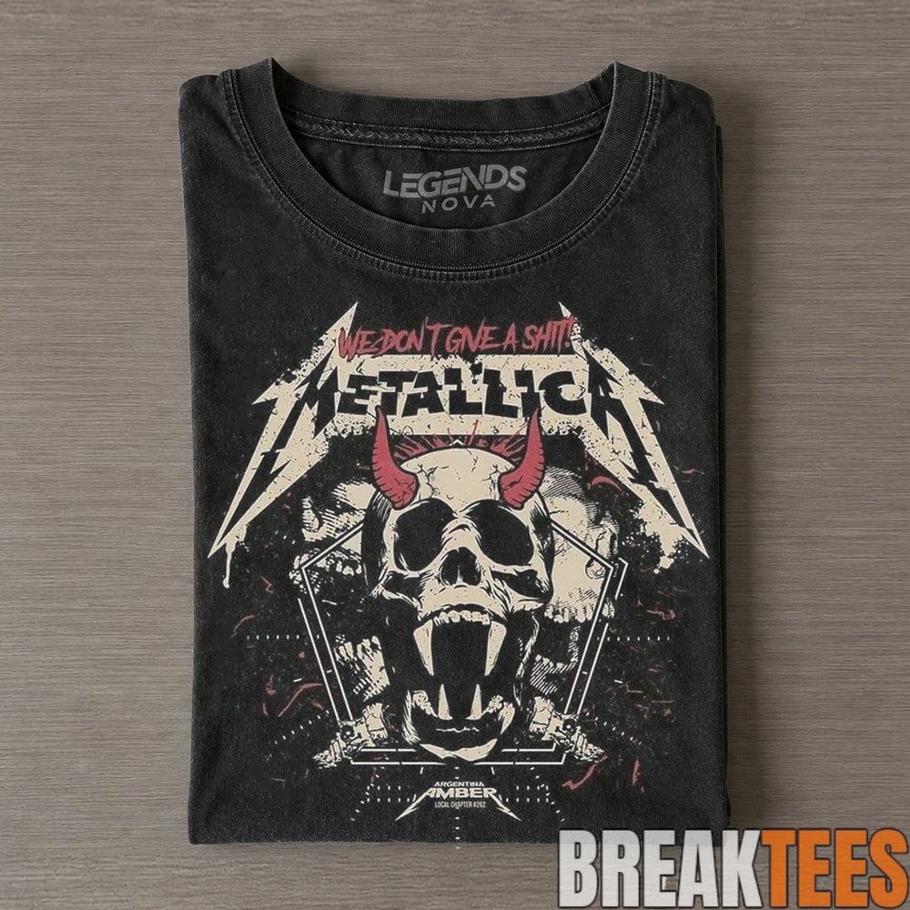 Metallica Vintage Rock Band Graphic T‑Shirt Metallica Vintage Rock Band Graphic T‑Shirt
