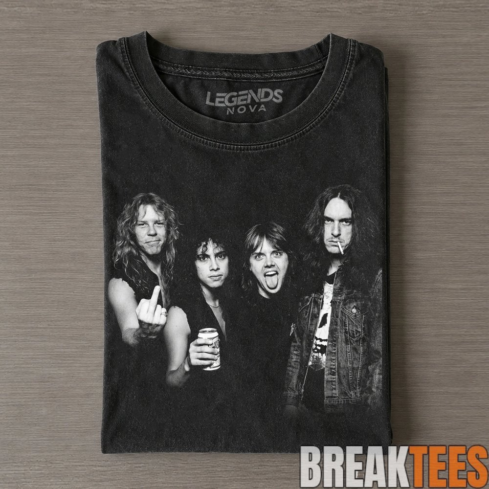 Metallica Vintage Rock Band Graphic T‑Shirt Metallica Vintage Rock Band Graphic T‑Shirt
