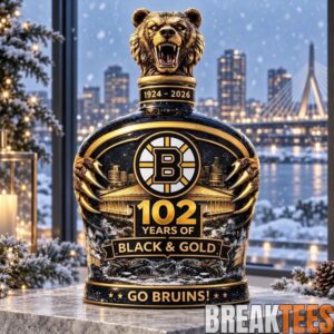 Boston2BBruins2B1022BYears2BBlack2B26230383B2BGold2BWhiskey2BDecanter2B1924 2026 2 wMoE0.jpg