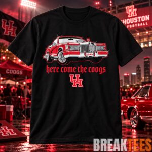 Houston2BCougars2BFootball2BHere2BCome2BThe2BCoogs2BGraphic2BShirt2Bfor2BCollege2BFootball2BFans 0 chf9M.jpg