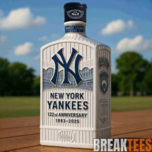 New York Yankees 122nd Anniversary Whiskey Bottle 2