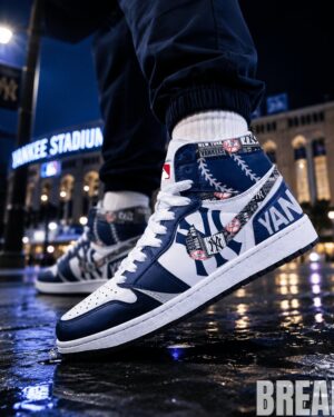 New2BYork2BYankees2BNavy2BWhite2BBaseball2BLogo2BAJ12BHigh2BTop2BShoes2Bfor2BBaseball2BFans 4 hZViP.jpg