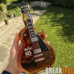 The2BBeatles2BThe2BMop2BTops2B65th2BAnniversary2BRock2BN2BRoll2BGuitar2BDecanter 5 7Hyi2.jpg