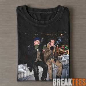Home Alone Kevin McCallister, Harry and Marv Eating Pizza on a Couch T-Shirt 1