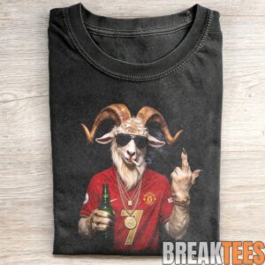 Manchester United No. 7 Middle Finger Goat Funny Soccer Meme T-Shirt