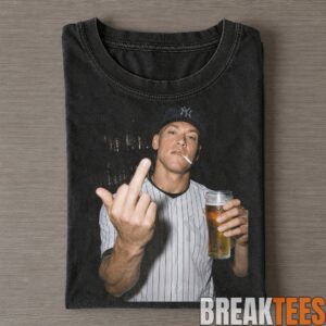 New York Yankees Aaron Judge Holding Beer and Middle Finger T-Shirt